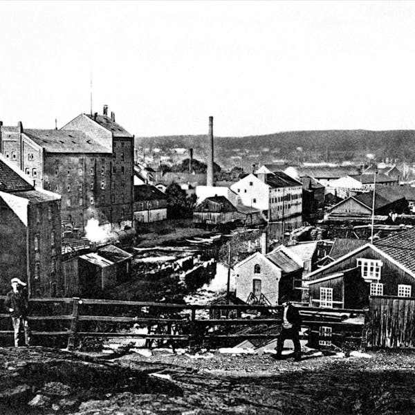 1910 Møllebyen og fabrikkene ved fossen Moss Postkort